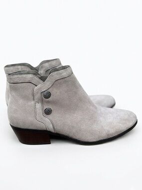 Sam Edelman Pacer Light Grey Suede Ankle Boots - Size 10